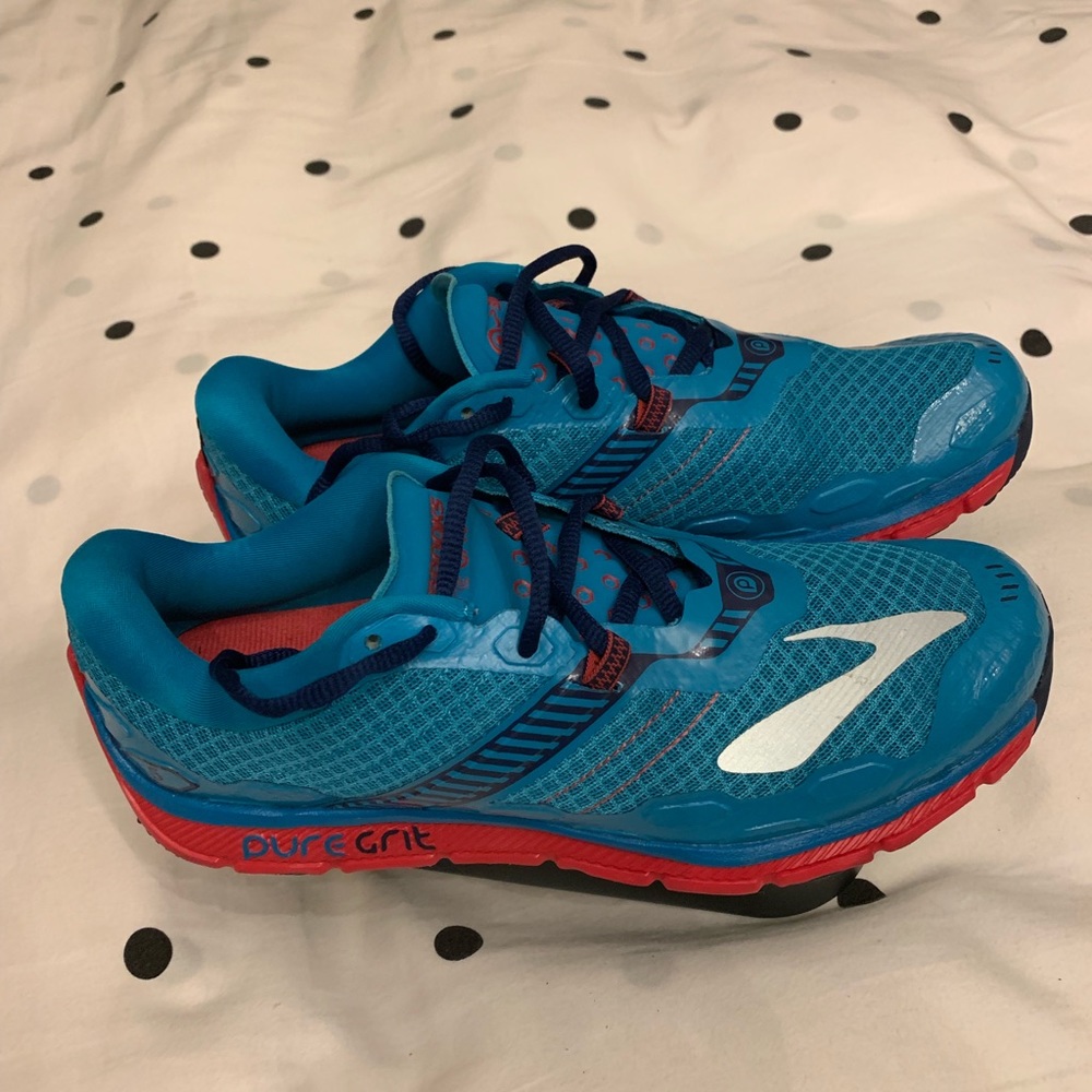 Brooks pure Grit.